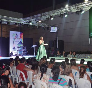 Julio | Desfile de Candidatas