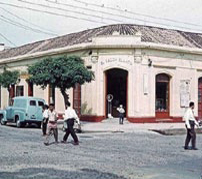 2. Salón Blanco Av. 6 cll. 10 Diagonal Parque Santander