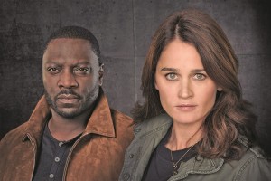 THE FIX - ABC's "The Fix" stars Adewale Akinnuoye-Agbaje as Steven Sevvy, and Robin Tunney as Maya Travis. (ABC/Ed Herrera)