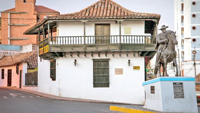 TIPICO | ACENTO OCAÑERO